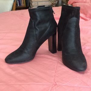 Banana Republic Heeled Shoes // 6M